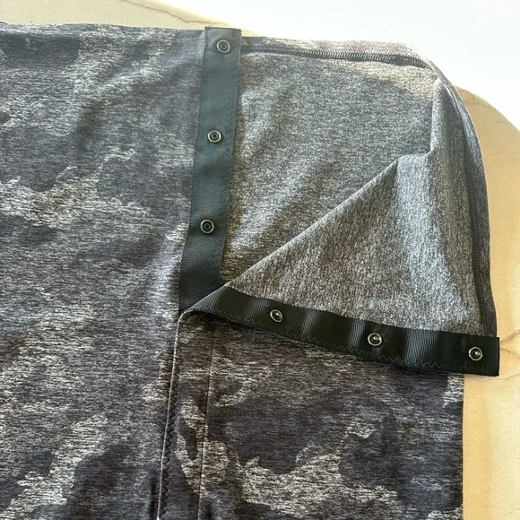 NWOT Lululemon Vinyasa Scarf Rulu Incognito Camo HTR Black - Picture 5 of 5